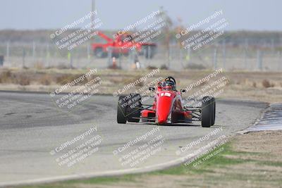 media/Oct-25-2025-CalClub SCCA (Sat) [[34c778dfbe]]/Group 5/Qualifying/